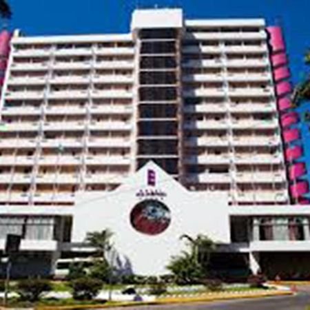 Crowne Plaza Guatemala Otel Dış mekan fotoğraf