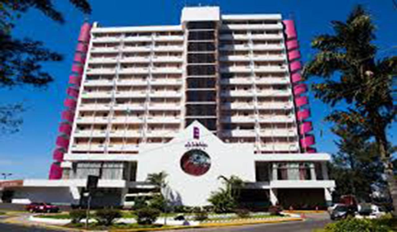 Crowne Plaza Guatemala Otel Dış mekan fotoğraf